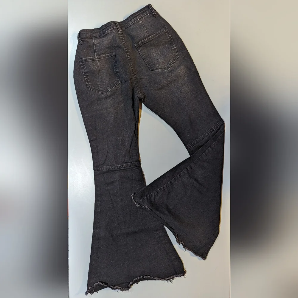 Women's M Black Super Flare Bell Bottom Jean Distressed Knee Super Stretchy - Picture 2 of 8